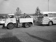 855265 Afbeelding van een Holland Coach-autobus van Leyland van het GEVU, die z'n laatste ritten door de stad gemaakt ...